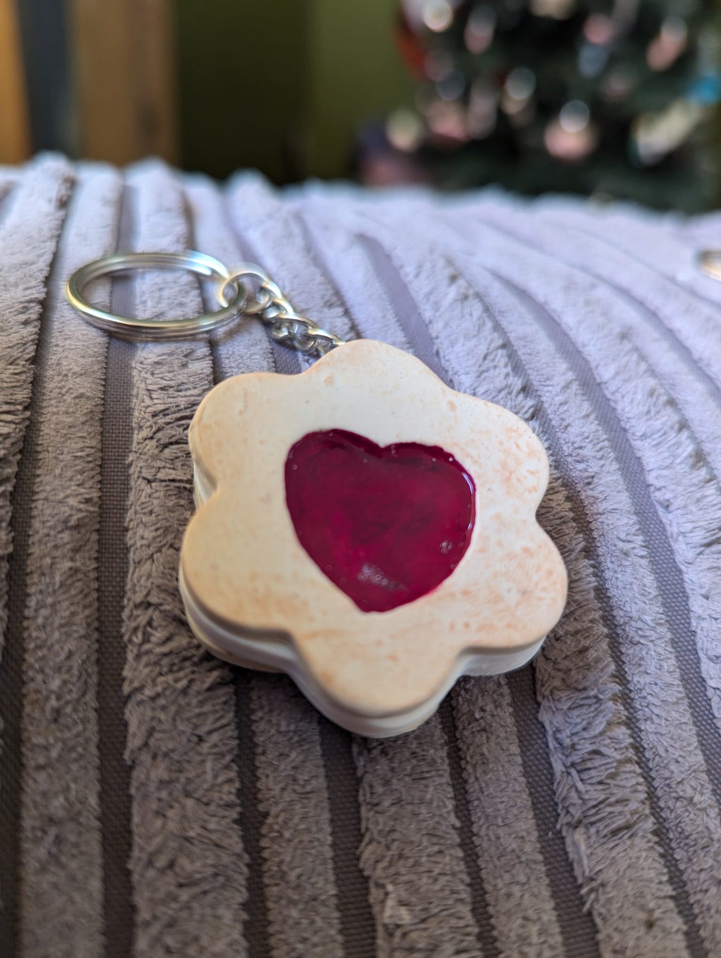 Heart biscuit keychain